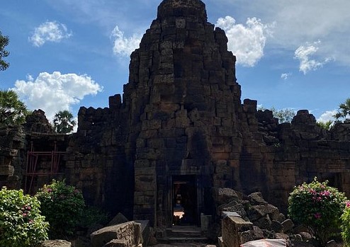 Montagne Chisor, Temple Ta Phrum et Tonle Bati