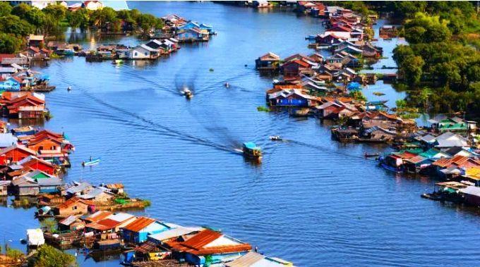 Kampong_Phluk_un_villages_flottants_le_lac_tonle_sap