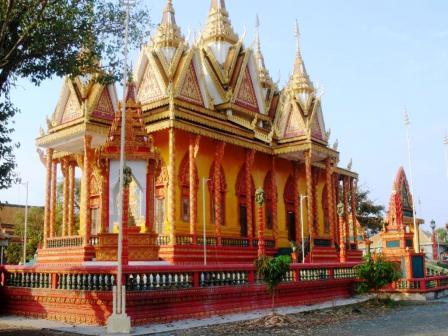 La Pagode-silver_Phnom-Penh